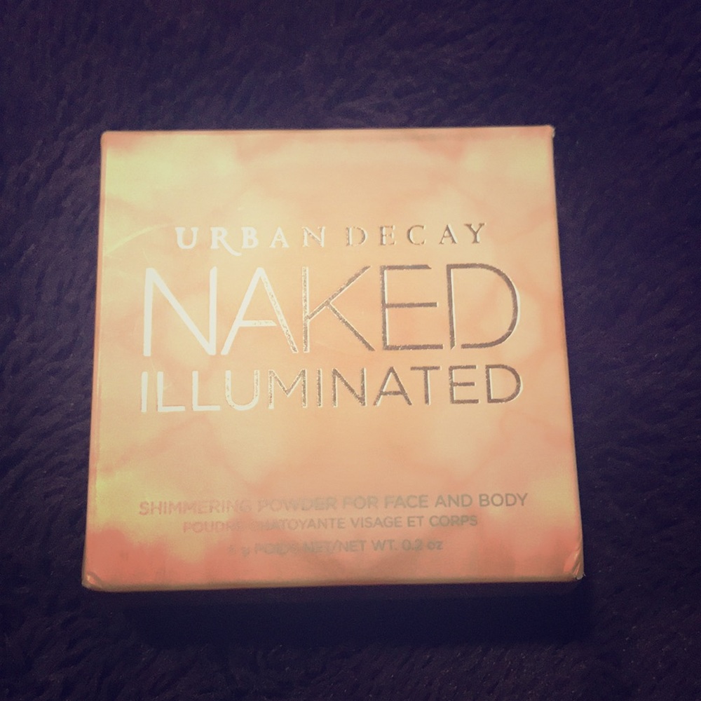 Urban decay naked illuminated shimmering powder